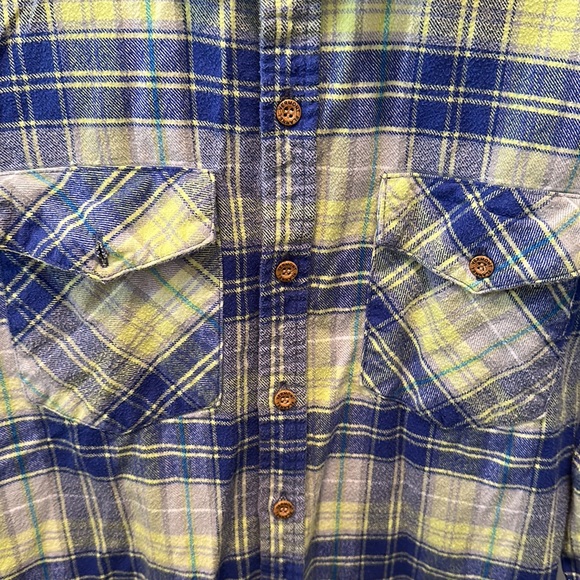 Vermont flannel button down - Picture 3 of 6